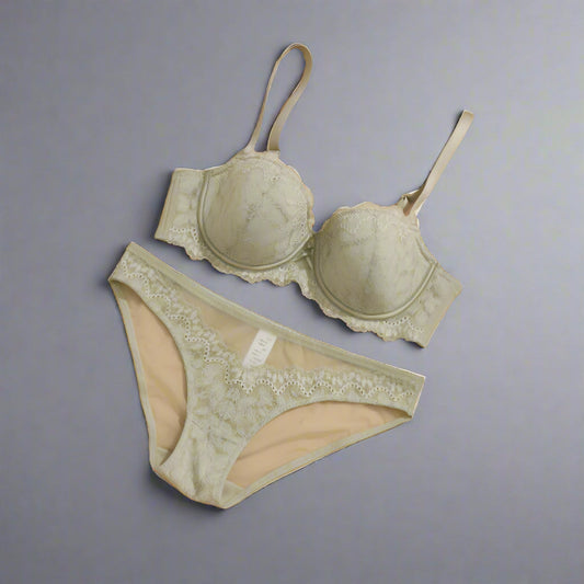 Nora half cup bra set